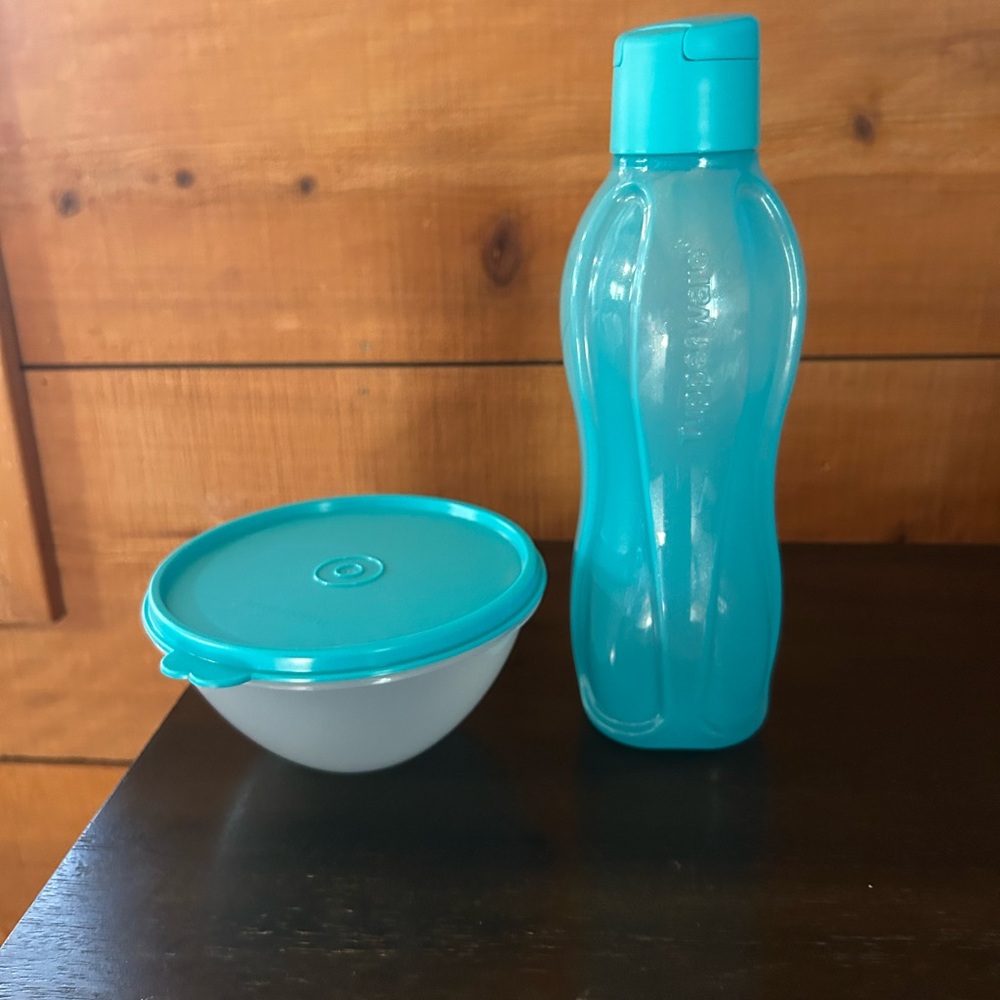 Tupperware Eco Water Bottle and Wonderlier Bowl Set